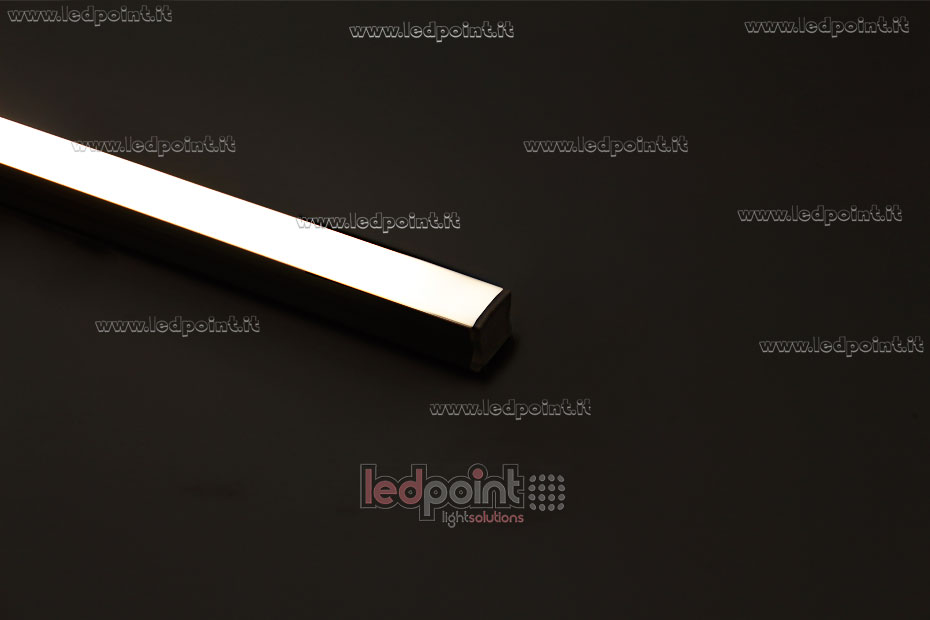 Barre LED remise à neuf 17x15mm blanc chaud 3500K 3step IP64 24V 885mm c.c.