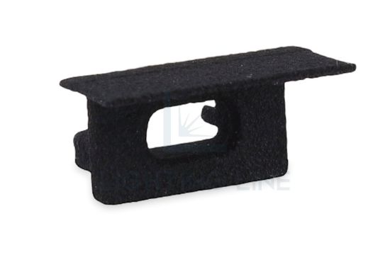 Image de Embout noir avec trou pour câble d'alimentation pour profil en aluminium encastré RE15-16